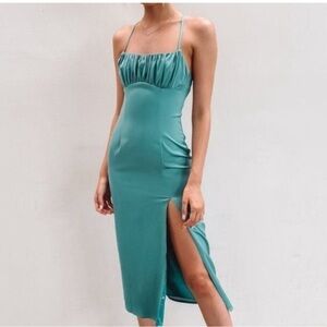 Beginning Boutique Inheritance Midi Dress Green